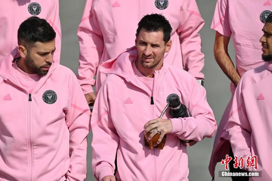 梅西在日本东京友谊赛中以替补身份出场，成为