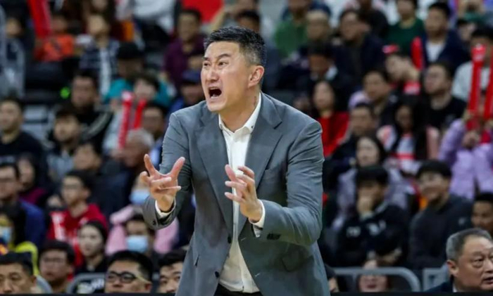 深圳队力克江苏队豪取五连胜 积分榜反超广东队