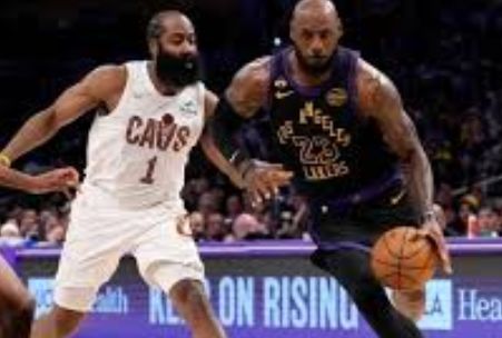 湖人逆转骑士勒布朗胜场登顶历史第一