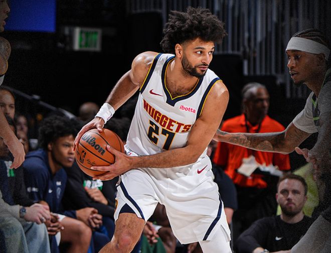 约基奇三双率队逆转森林狼 掘金季后赛首胜